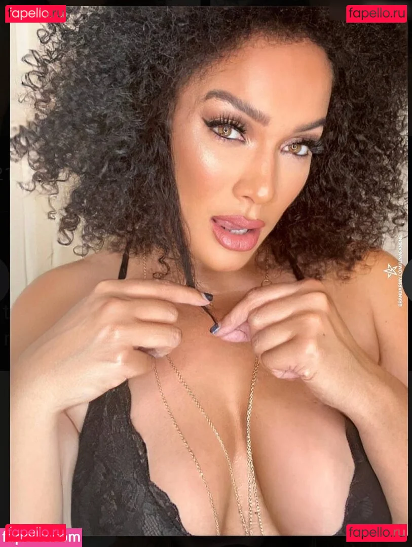 Nia Jax Onlyfans Photo Gallery 