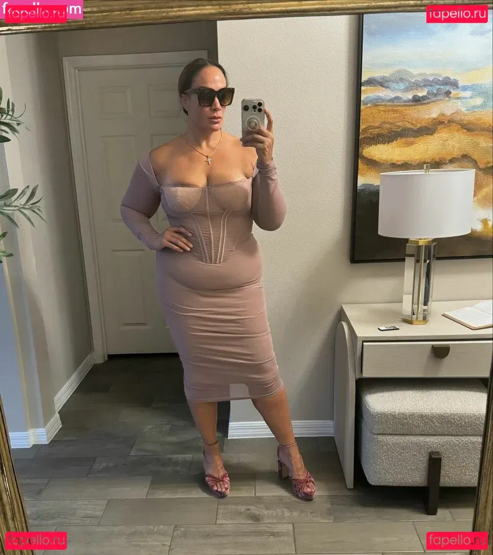 Nia Jax Onlyfans Photo Gallery 