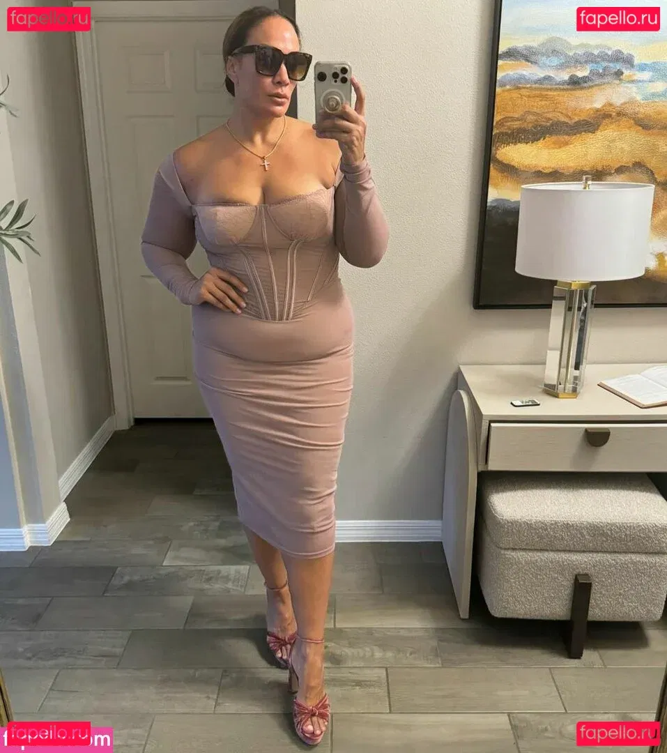 Nia Jax Onlyfans Photo Gallery 