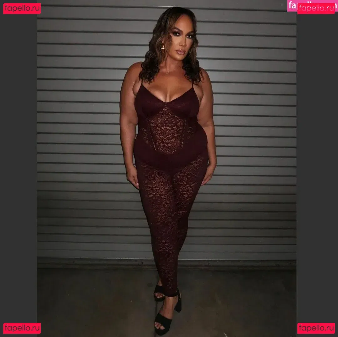 Nia Jax Onlyfans Photo Gallery 