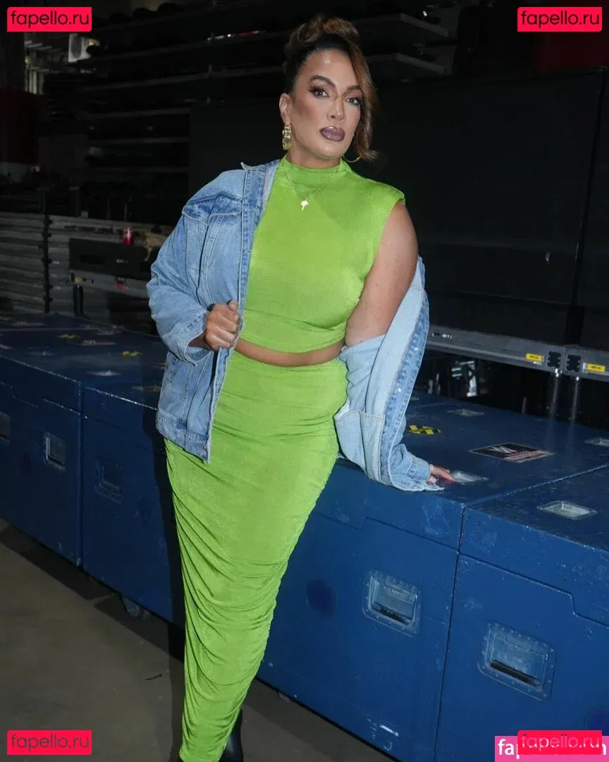 Nia Jax Onlyfans Photo Gallery 