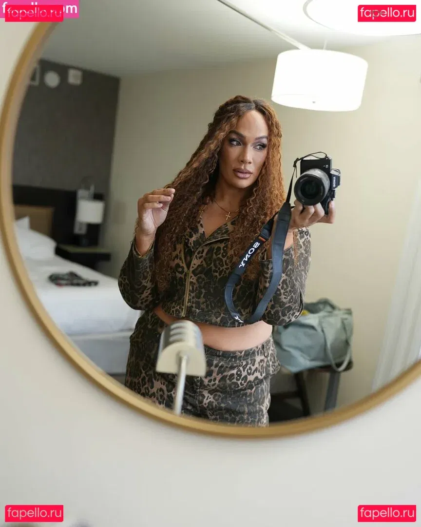 Nia Jax Onlyfans Photo Gallery 