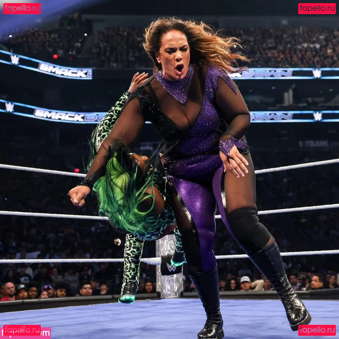 Nia Jax Onlyfans Photo Gallery 