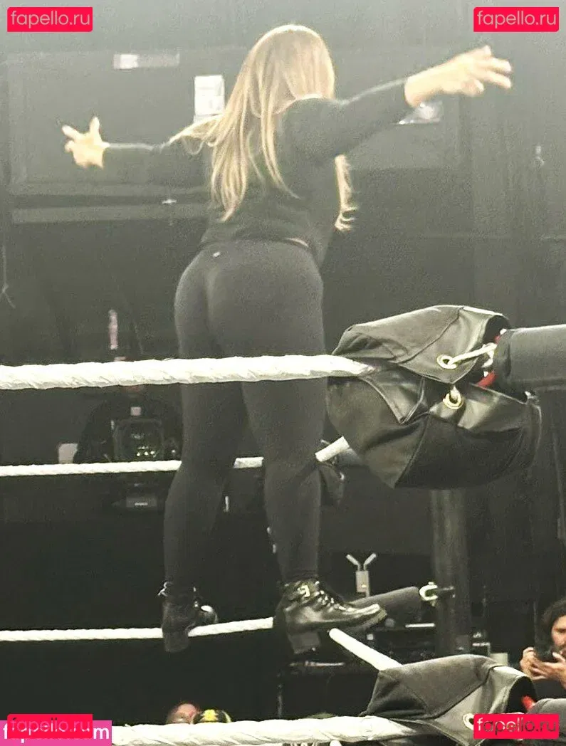 Nia Jax Onlyfans Photo Gallery 