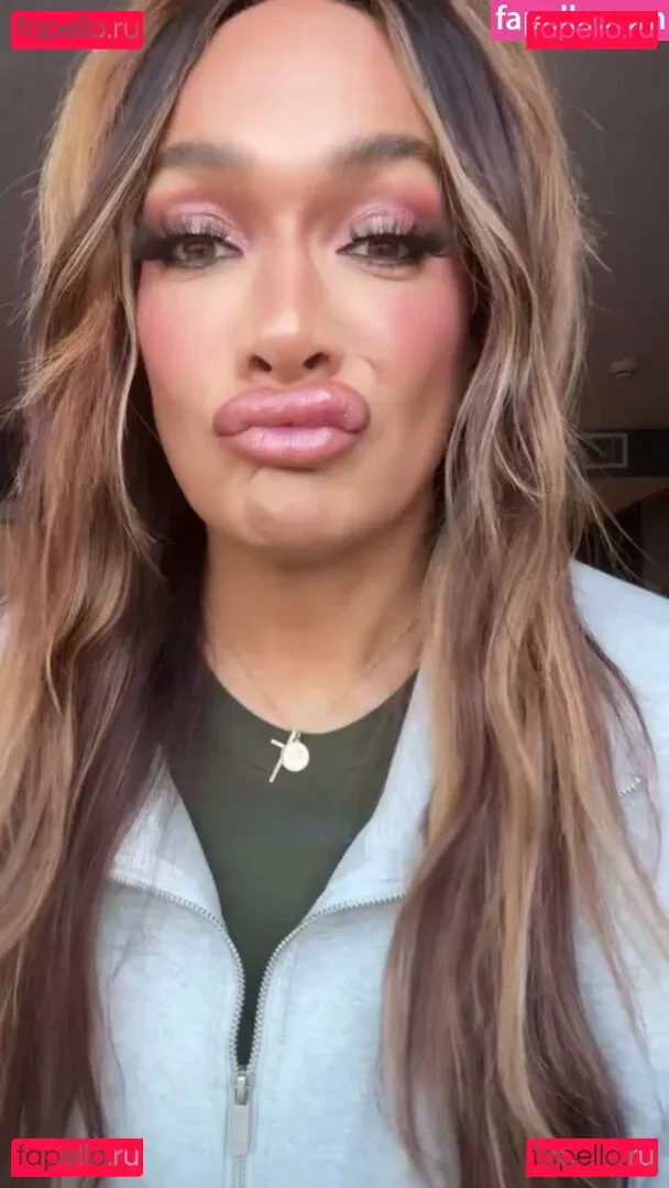 Nia Jax Onlyfans Photo Gallery 