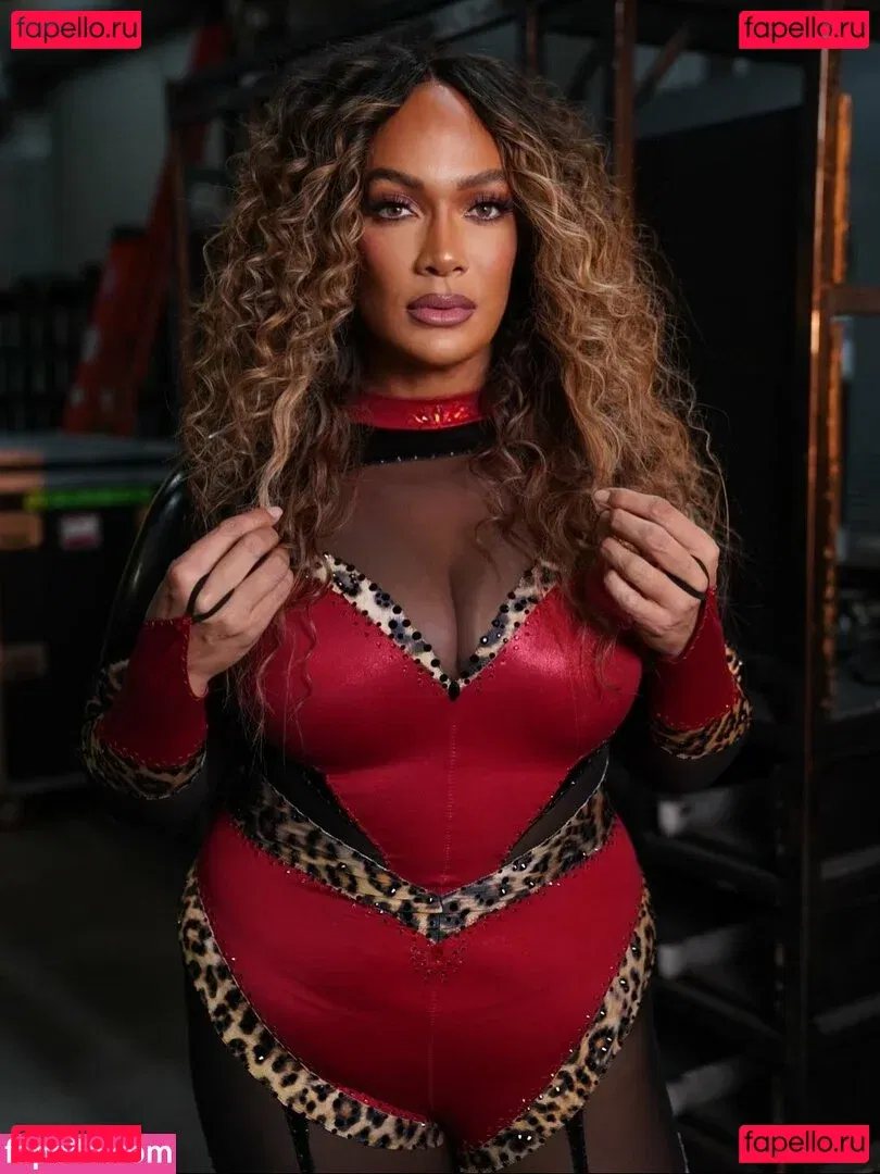 Nia Jax Onlyfans Photo Gallery 