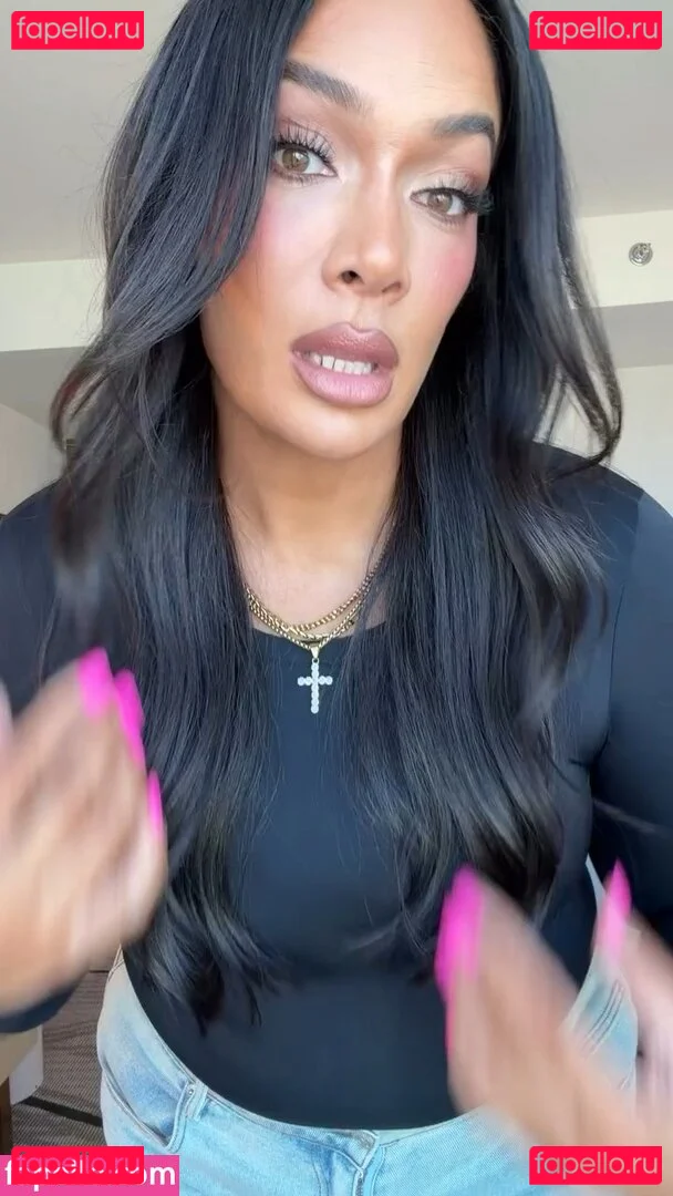 Nia Jax Onlyfans Photo Gallery 