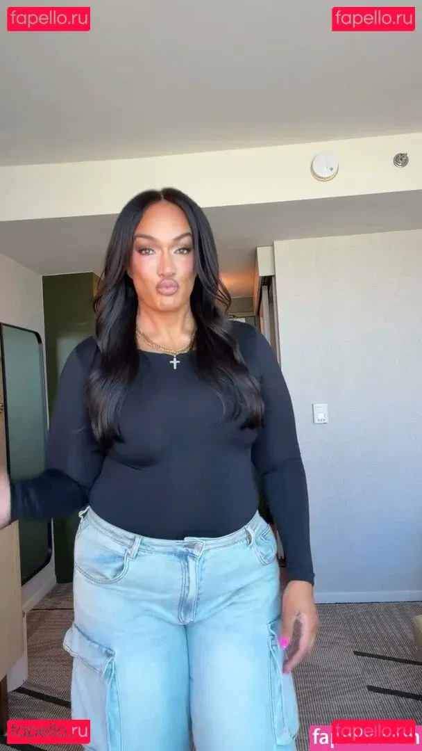 Nia Jax Onlyfans Photo Gallery 