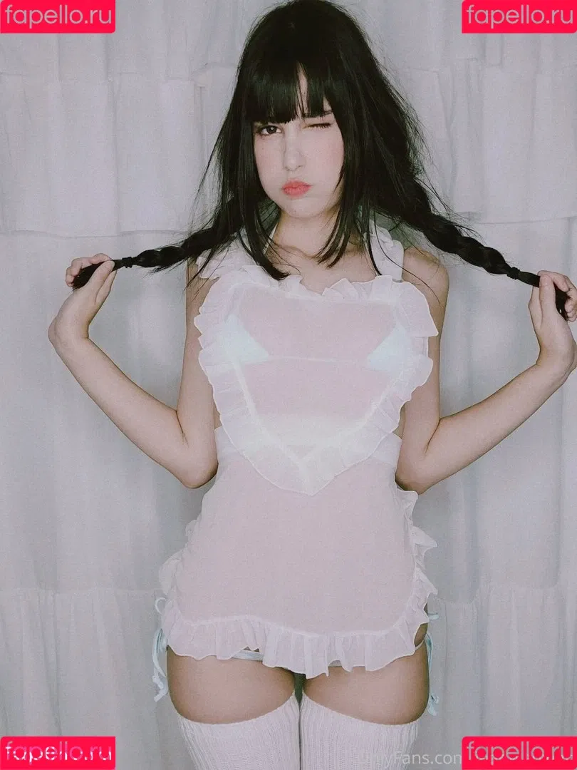 Jean Wanwan Onlyfans Photo Gallery 