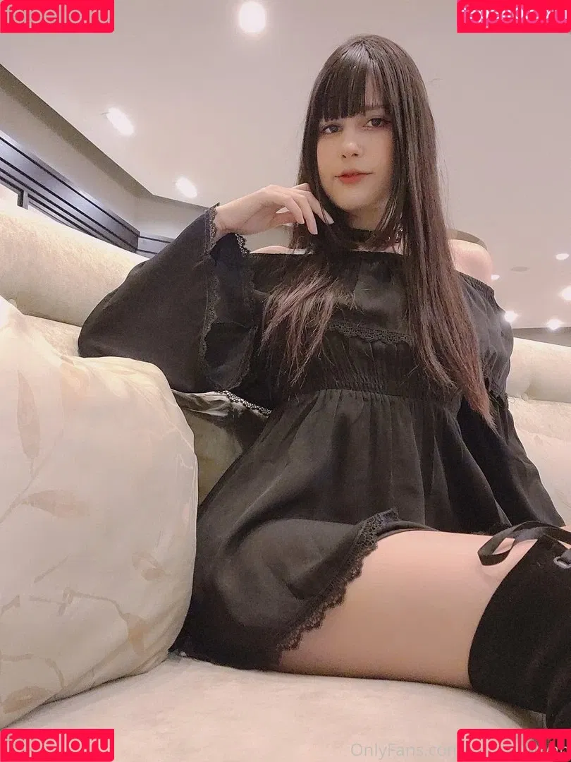 Jean Wanwan Onlyfans Photo Gallery 