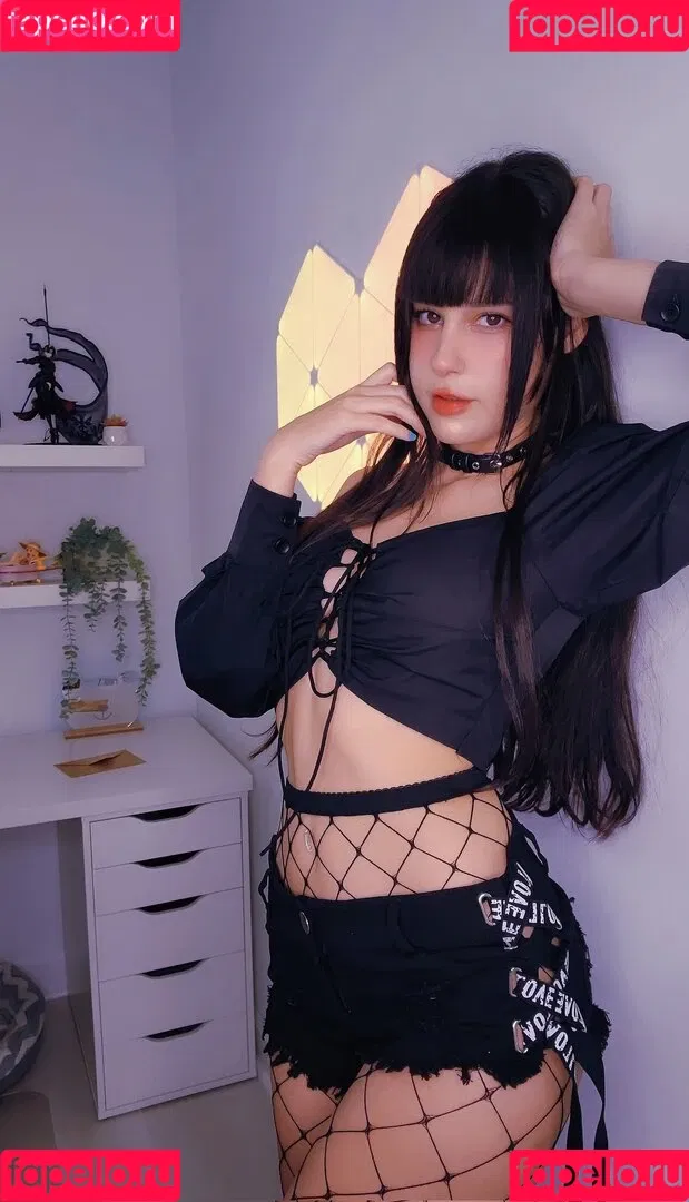 Jean Wanwan Onlyfans Photo Gallery 