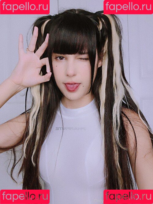 Jean Wanwan Onlyfans Photo Gallery 