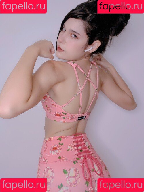 Jean Wanwan Onlyfans Photo Gallery 