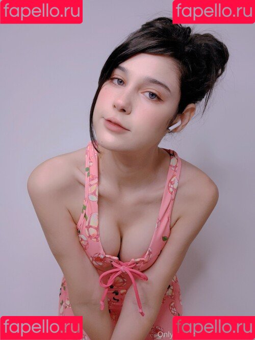 Jean Wanwan Onlyfans Photo Gallery 