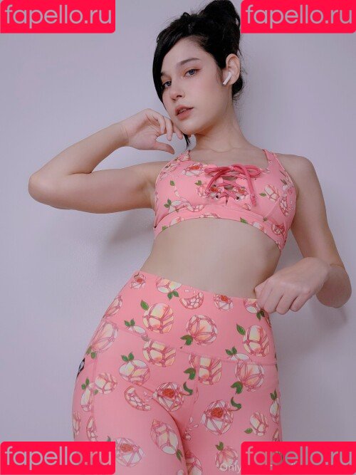 Jean Wanwan Onlyfans Photo Gallery 