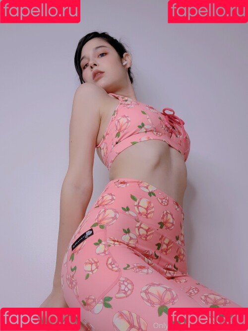 Jean Wanwan Onlyfans Photo Gallery 