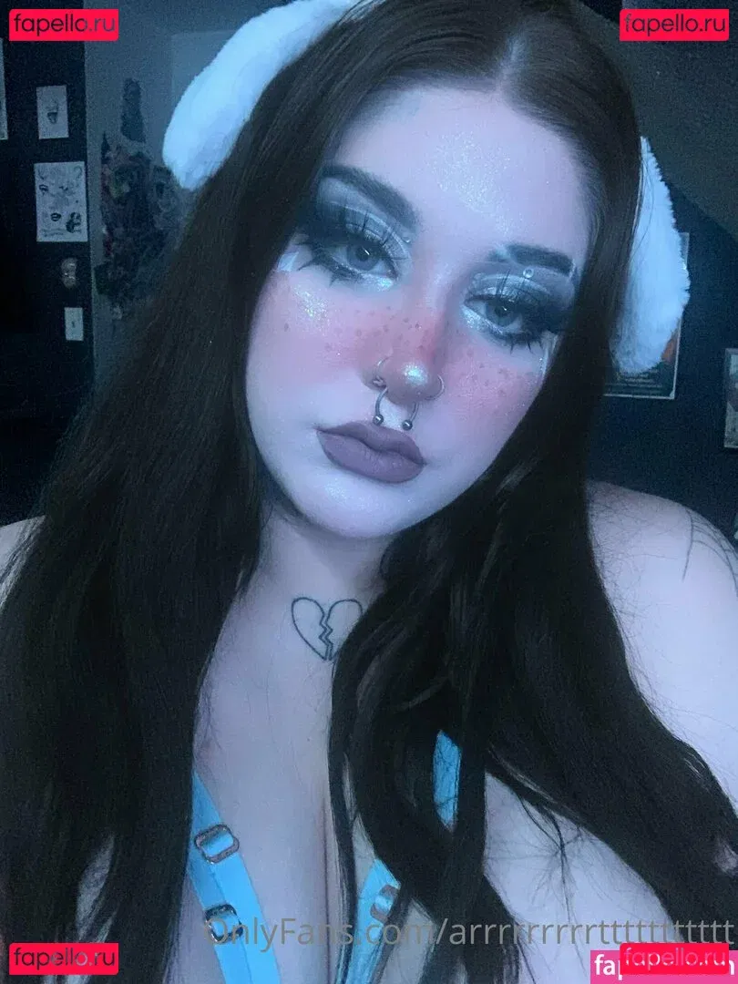 arrrrrrrrrttttttttttt Onlyfans Photo Gallery 