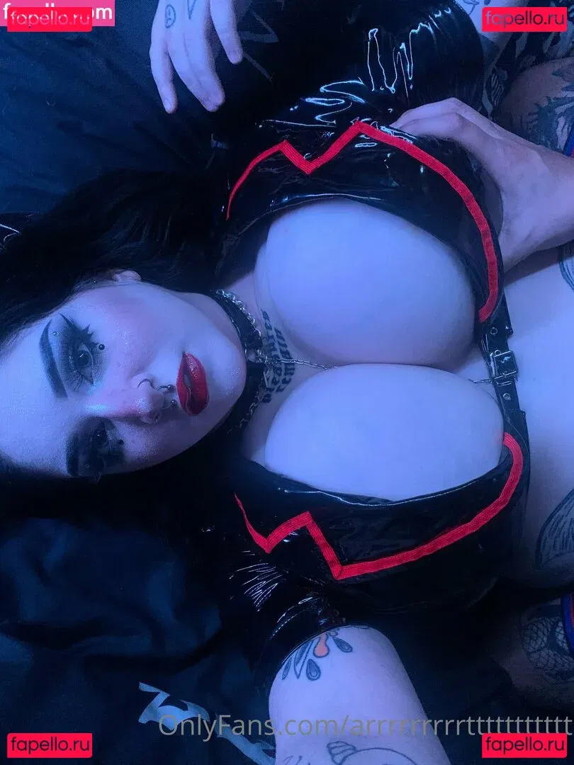 arrrrrrrrrttttttttttt Onlyfans Photo Gallery 