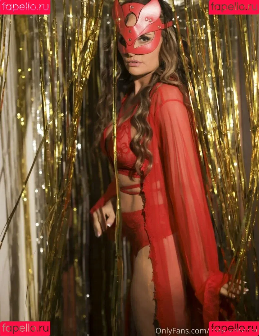 Aura Cristina Geithner Onlyfans Photo Gallery 