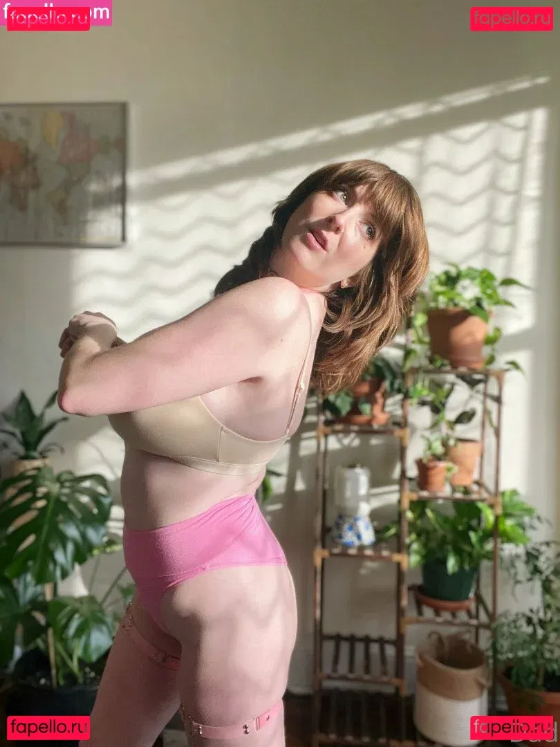 Dadeleine Onlyfans Photo Gallery 