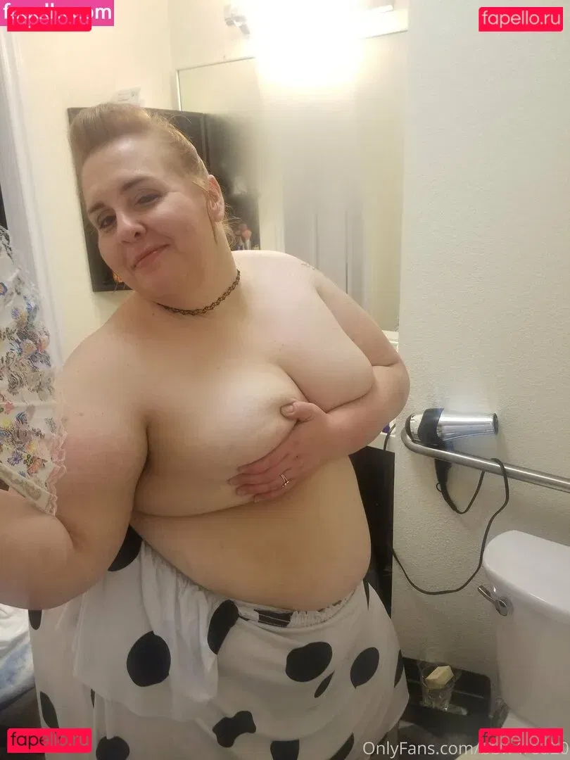 bbw4red20 Onlyfans Photo Gallery 