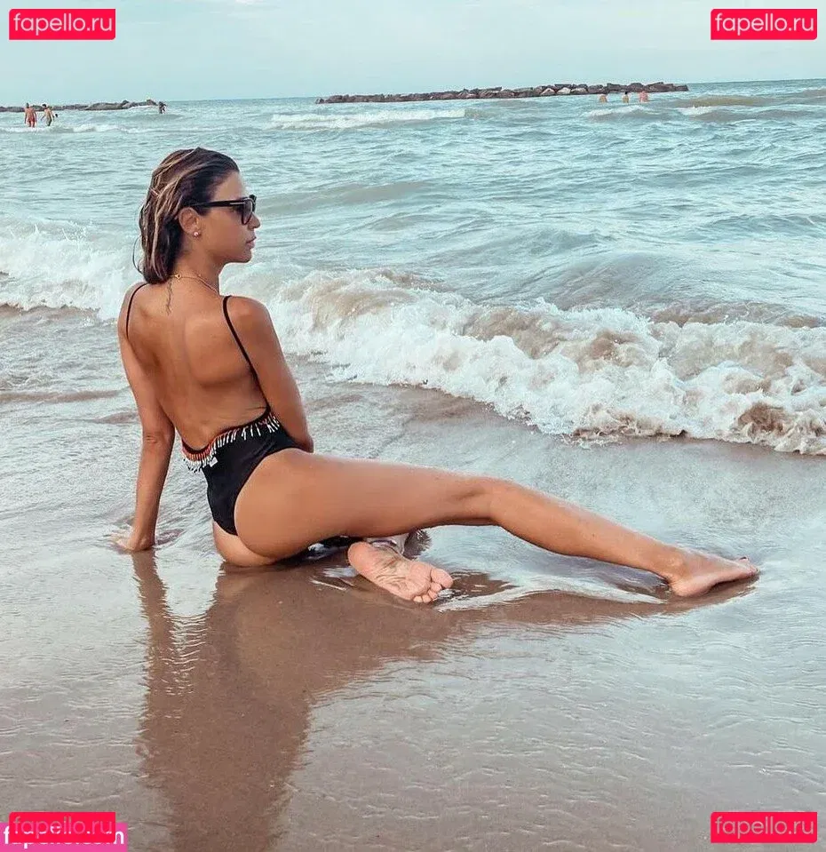 Cecilia Capriotti Onlyfans Photo Gallery 