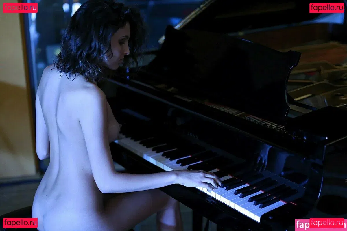 Erika Albonetti Onlyfans Photo Gallery 