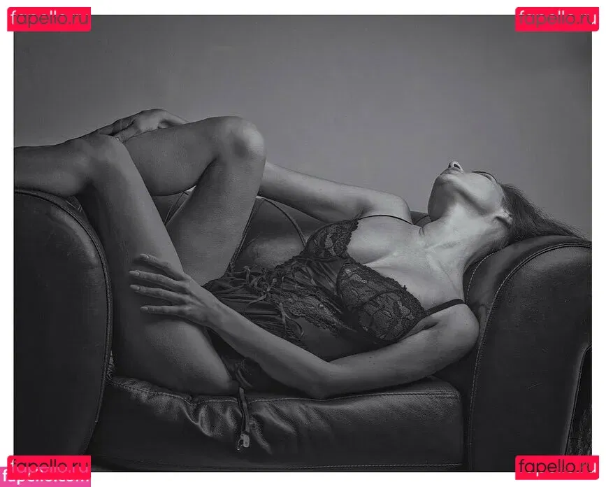 Nurshh Onlyfans Photo Gallery 