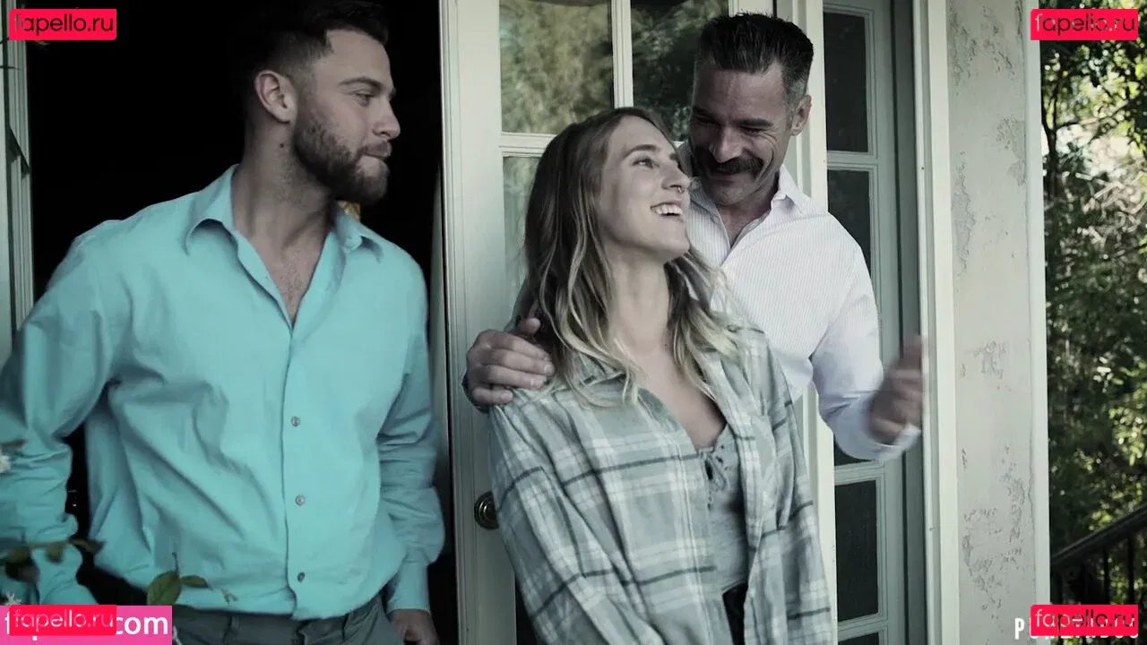 Cadence Lux Onlyfans Photo Gallery 