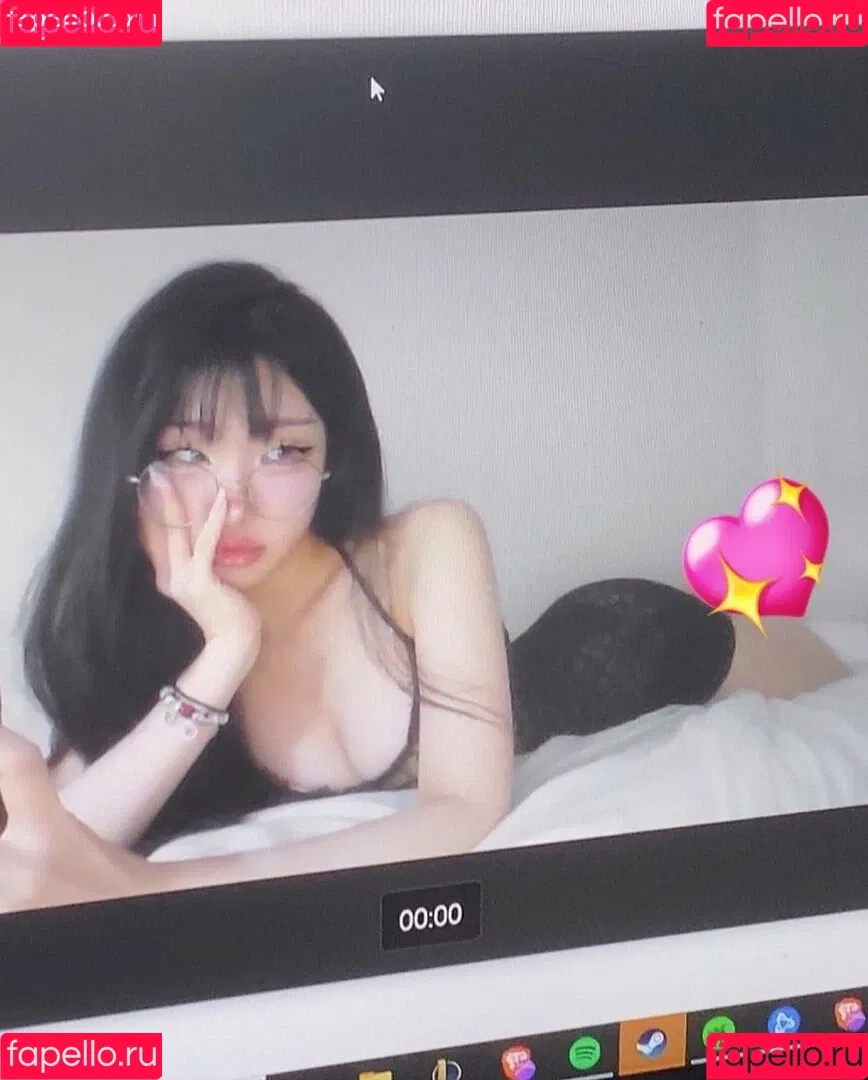 yurasweb Onlyfans Photo Gallery 