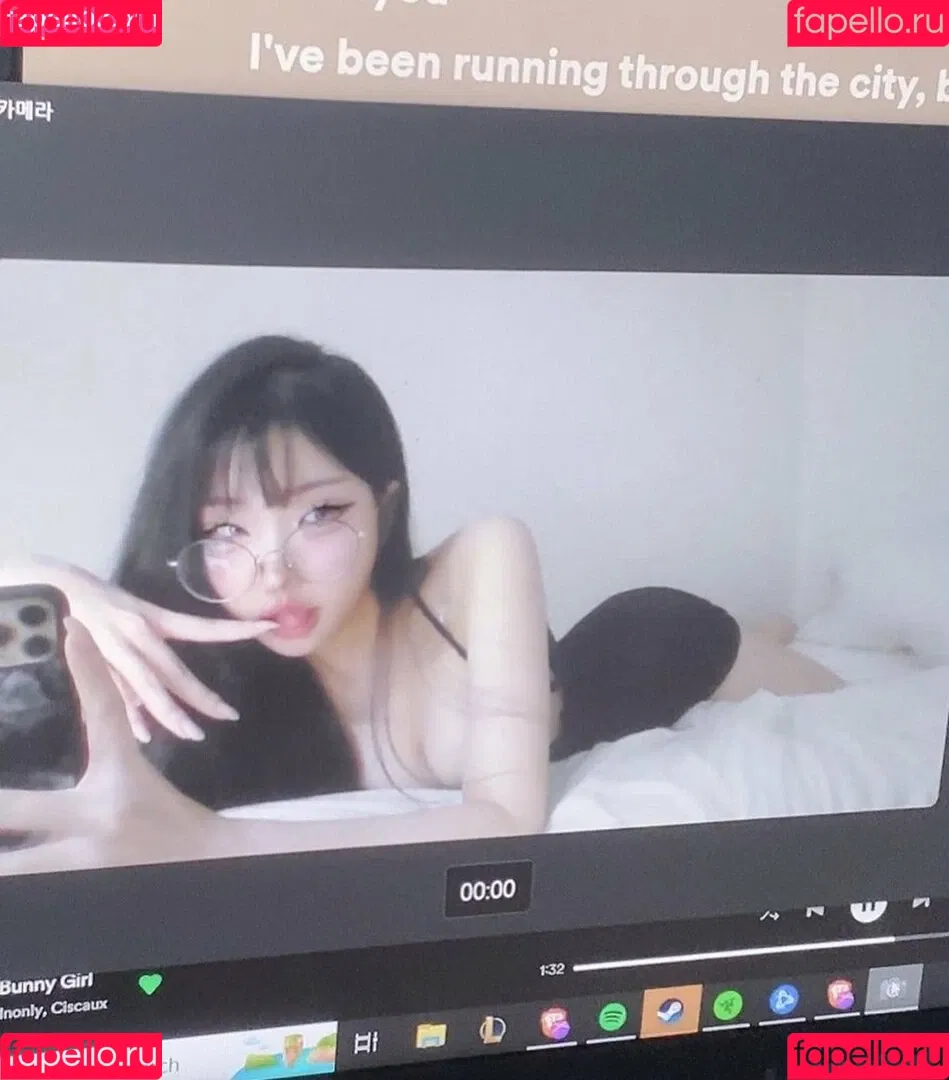 yurasweb Onlyfans Photo Gallery 