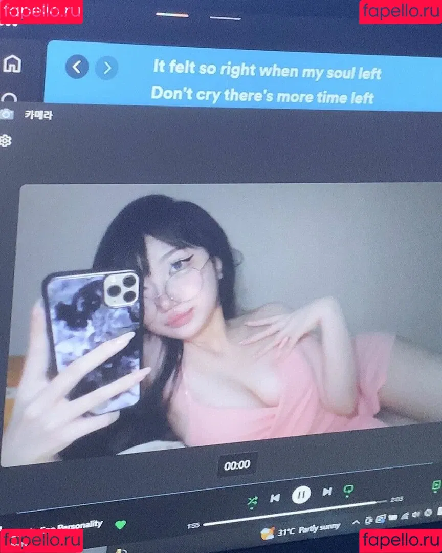 yurasweb Onlyfans Photo Gallery 