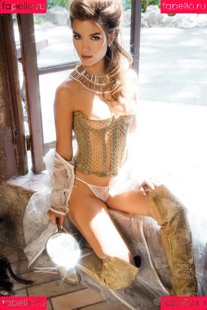 Roos Van Montfort Onlyfans Photo Gallery 