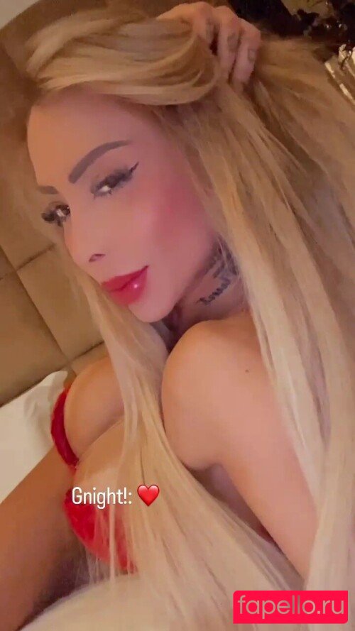 Larissa Wambier Nude Onlyfans Photo 32