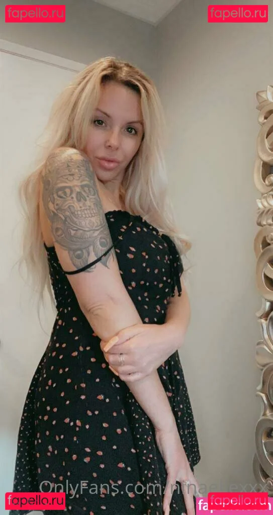 ninaellexxx Onlyfans Photo Gallery 