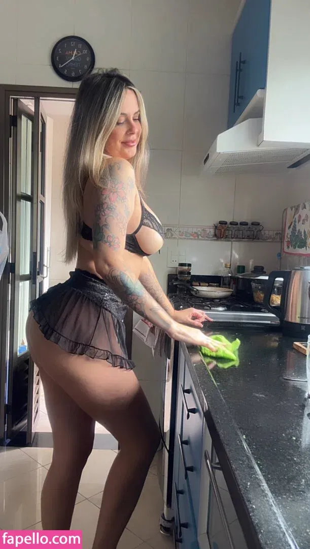 Joyce Gumiero Onlyfans Photo Gallery 