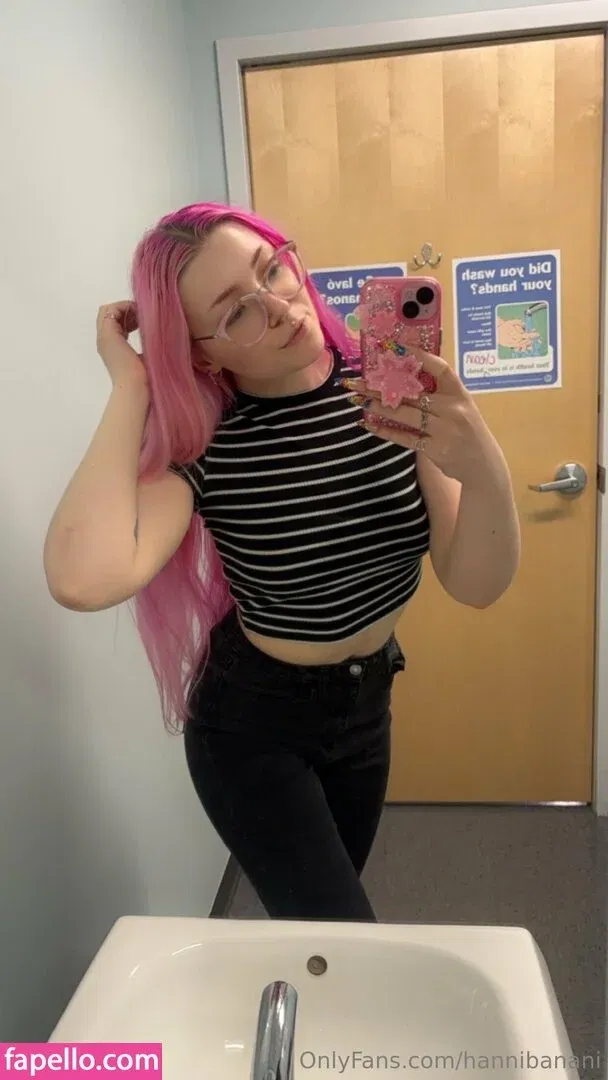 hannibanani Onlyfans Photo Gallery 