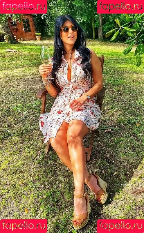 Valentina De Nucci Onlyfans Photo Gallery 
