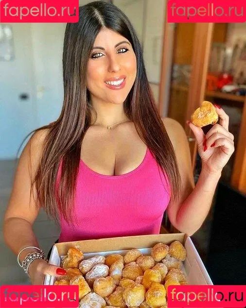 Valentina De Nucci Onlyfans Photo Gallery 
