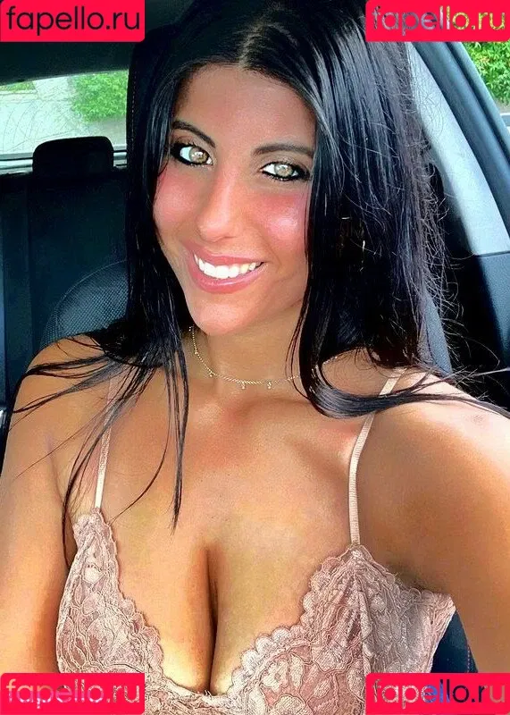 Valentina De Nucci Onlyfans Photo Gallery 