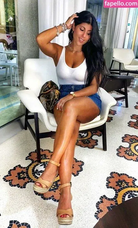 Valentina De Nucci Onlyfans Photo Gallery 