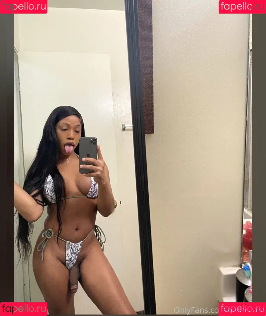 malykah4 Onlyfans Photo Gallery 