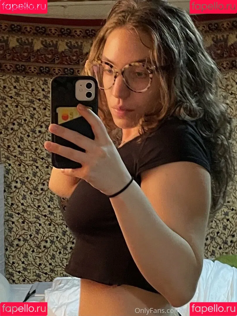 ella-enchanted2 Onlyfans Photo Gallery 