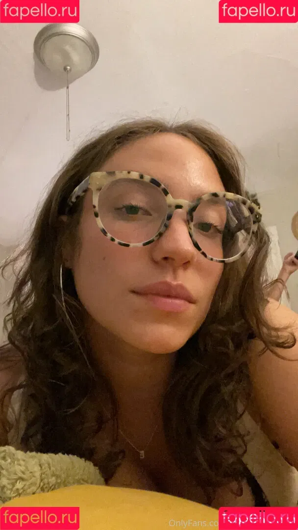 ella-enchanted2 Onlyfans Photo Gallery 