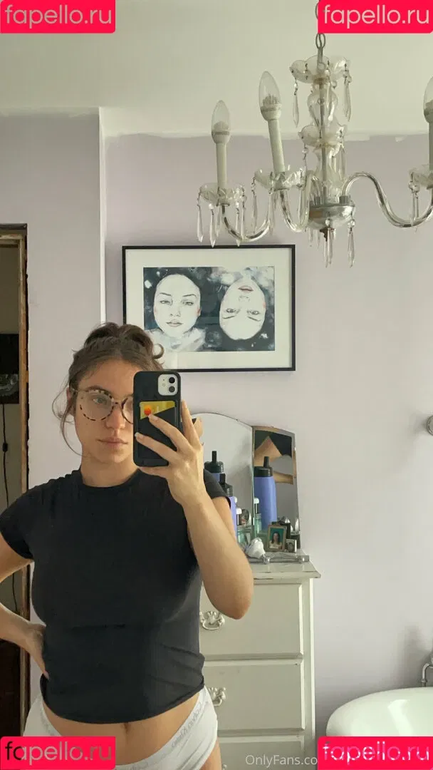ella-enchanted2 Onlyfans Photo Gallery 
