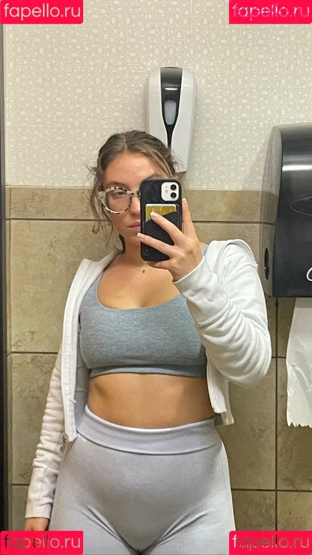 ella-enchanted2 Onlyfans Photo Gallery 