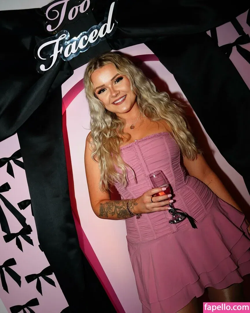 ella-enchanted2 Onlyfans Photo Gallery 