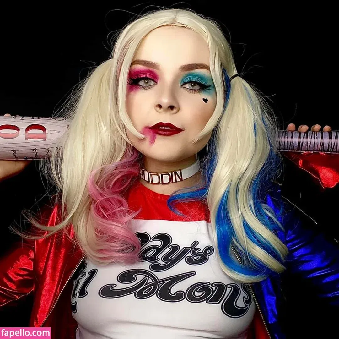 ella-enchanted2 Onlyfans Photo Gallery 