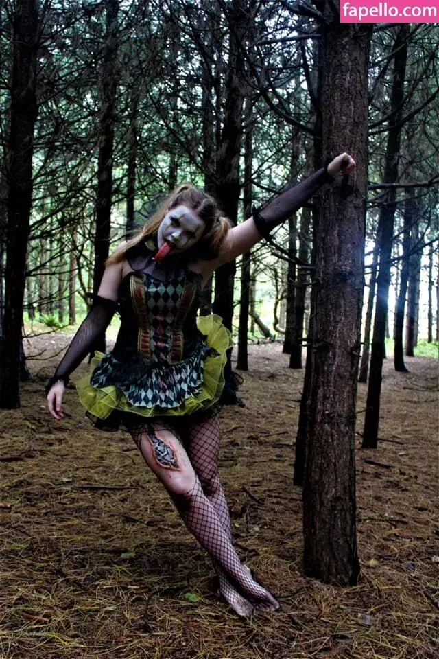 ella-enchanted2 Onlyfans Photo Gallery 