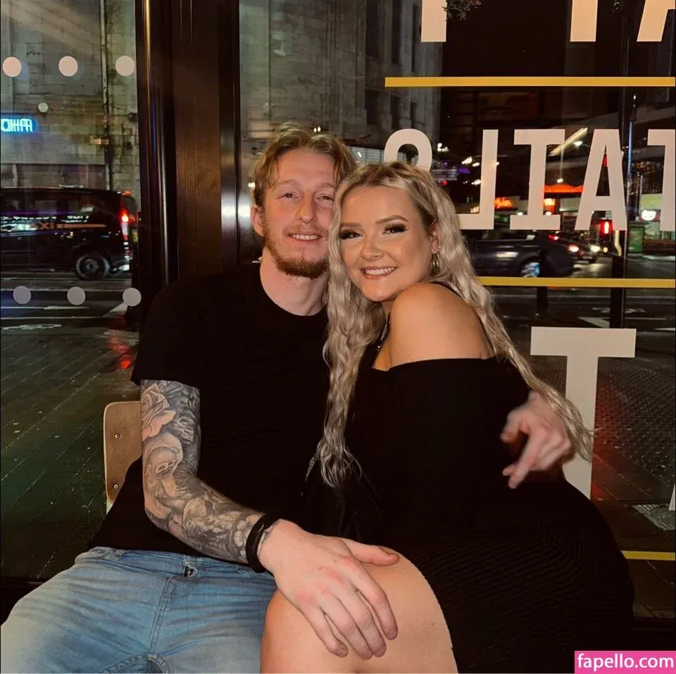 ella-enchanted2 Onlyfans Photo Gallery 